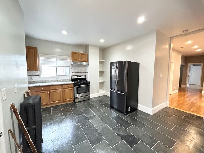 Photo - 14 Batchelder St