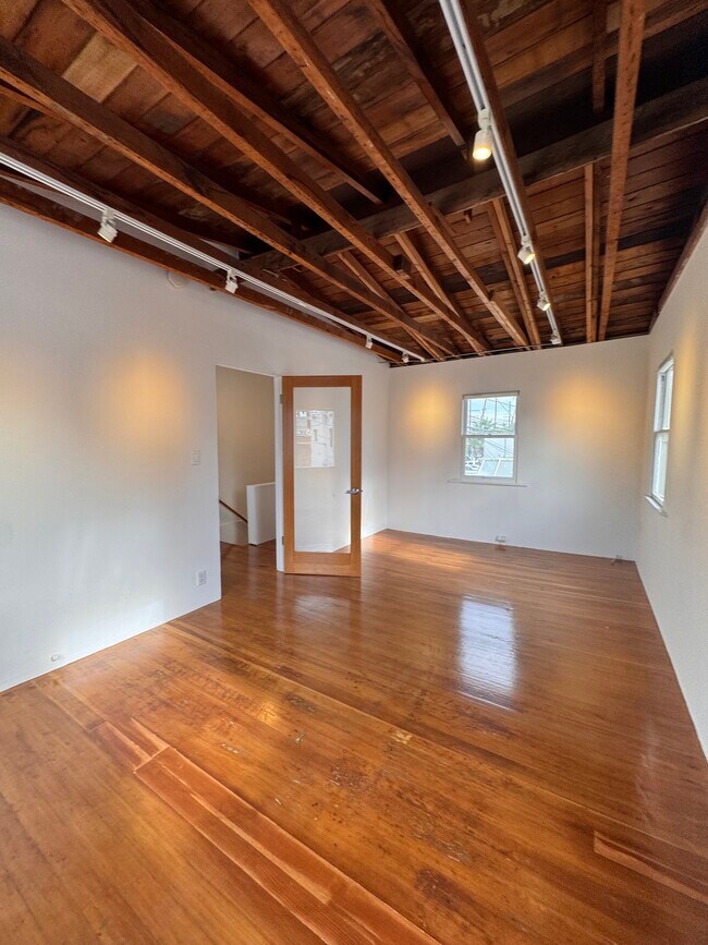 1413 Abbot Kinney Blvd Unit 1413.5