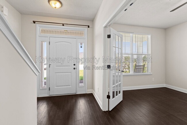 Photo - 135 Beallwood Dr