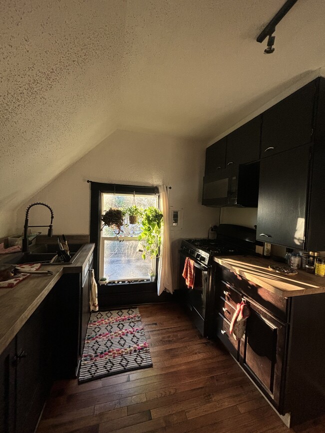 Photo - 1841 1/2 Highland Ave Unit 1841 Highland