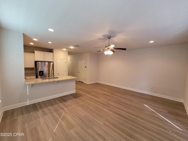 Photo - 1874 Pointe Dr