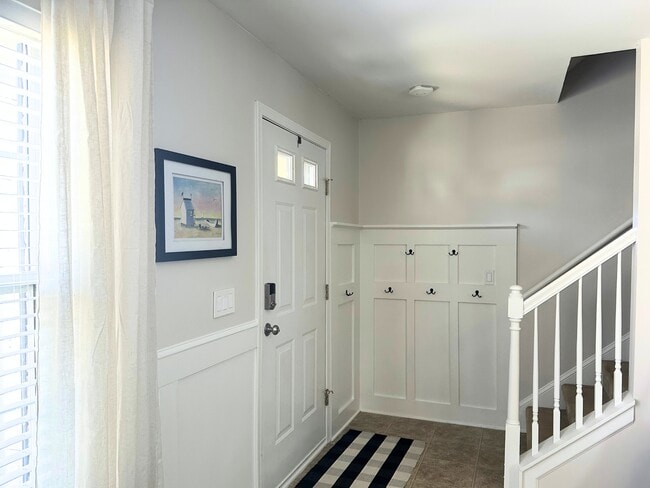 Photo - 1026 Village Green Ln