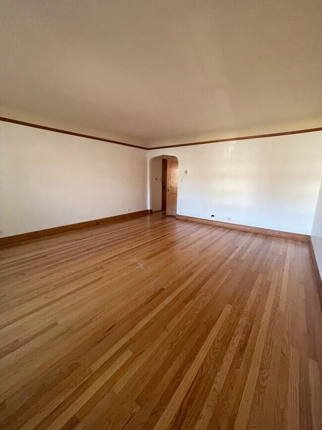 Photo - 5832 N Virginia Ave Unit 1