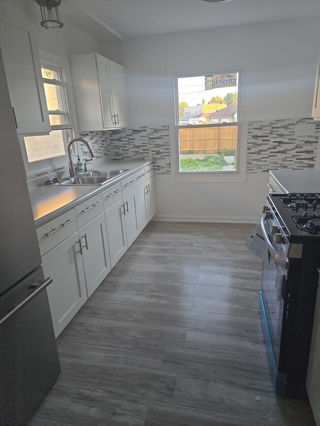 Photo - 2417 W Roosevelt Dr