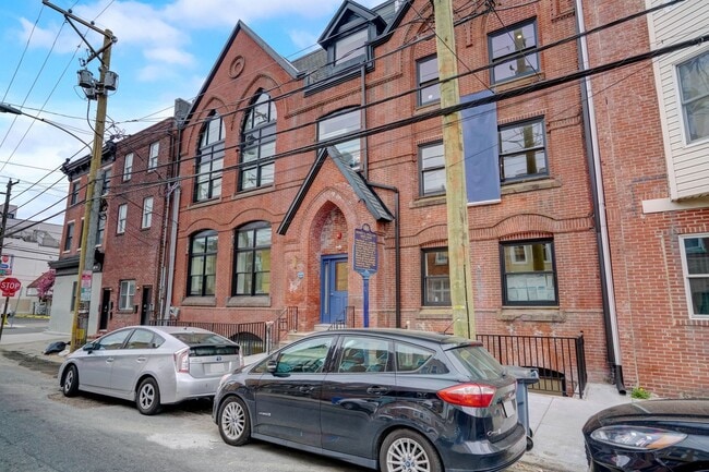 Building Photo - 620 S 8th St Unit 8