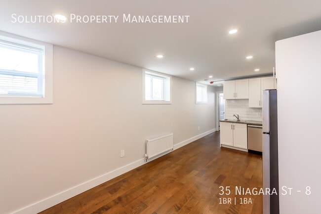 Photo - **Cozy 1 Bedroom in a Newly Renovated Property** Unité 8