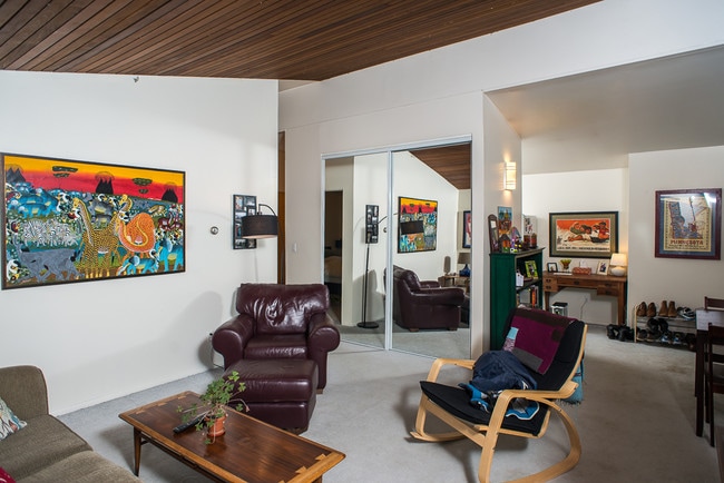 Sala de estar - 608 High St