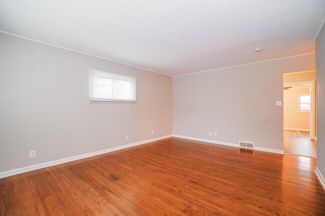 Photo - 3622 Washburn St