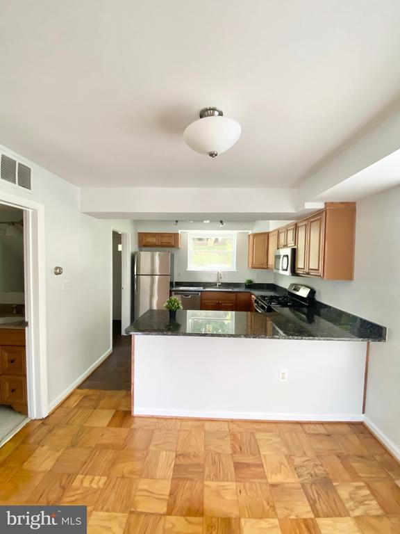 Building Photo - 3818 Jay Ave