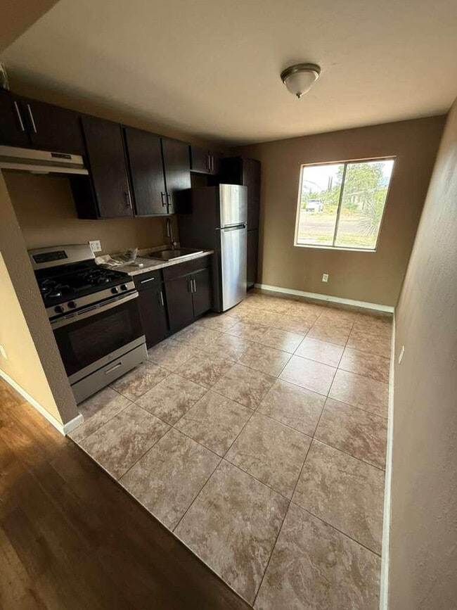 Photo - 1955 E 8th St Unit Apt 1