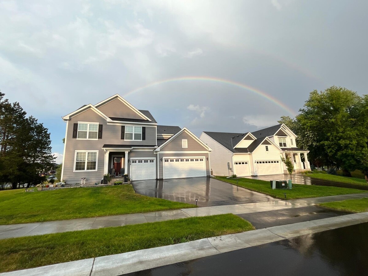Photo - 5898 Urbandale Ct N