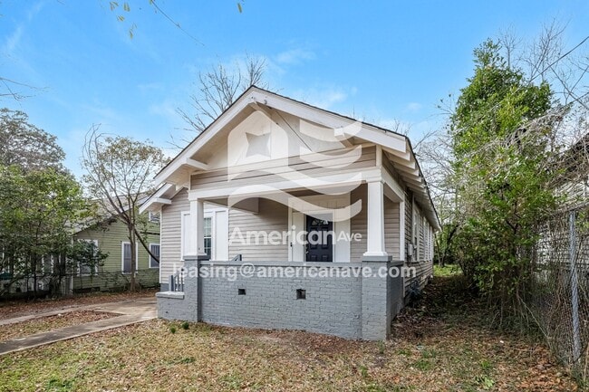Photo - 2703 Peabody Ave