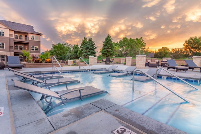 Park 120 Pool