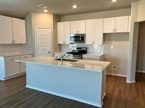 Photo - 252 Gallant Front Trl