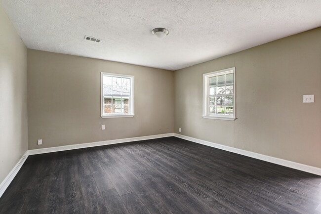 Photo - 1210 Glendale St