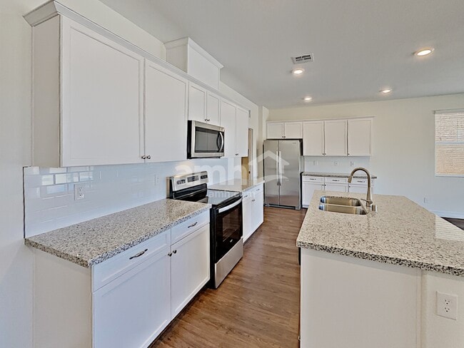 Photo - 9875 S Eastern Ave