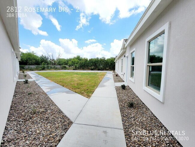 Photo - 2812 Rosemary Dr Unit 2