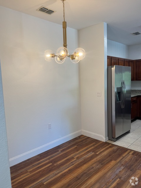 Building Photo - 8225 Claire Ann Dr Unit 206 Rental