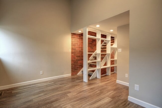 Photo - Fairlawn Village