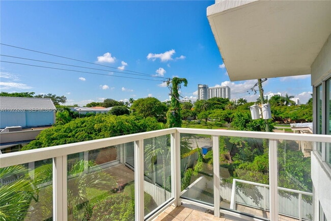 Photo - 1650 Brickell Ave