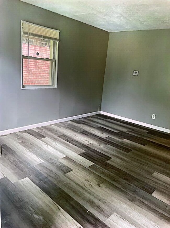 Photo - Coming soon! Great 2 bedroom with AC and detached garage!