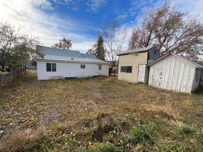 Photo - 547 E Hickory St