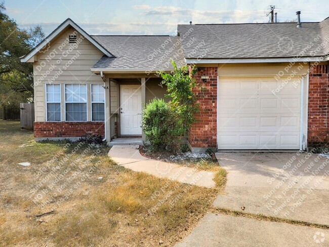 Building Photo - 2906 Whisper Oaks Ln Rental