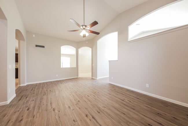 Photo - 3118 W Casitas Del Rio Dr