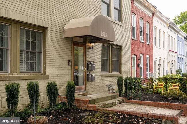 Photo - 1513 Constitution Ave NE Unit Apt 2