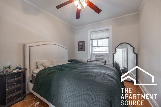 Photo - 3720 N Hoyne Ave Unit 2