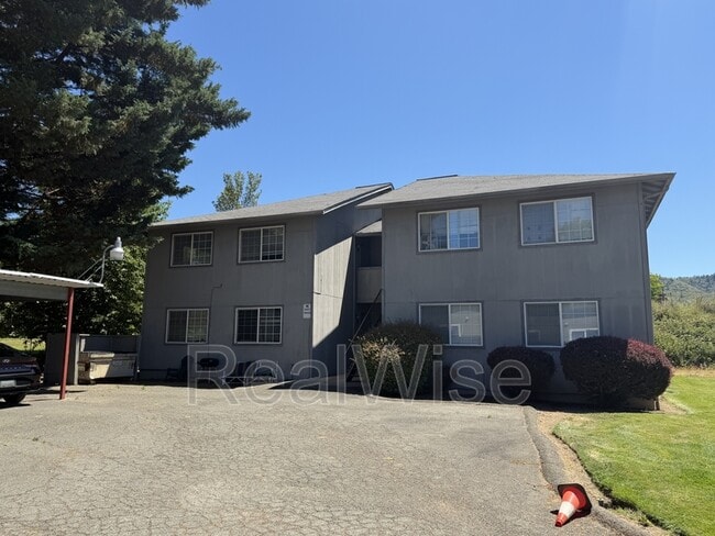 Photo - 2145 NW Heidi Ln Unidad D