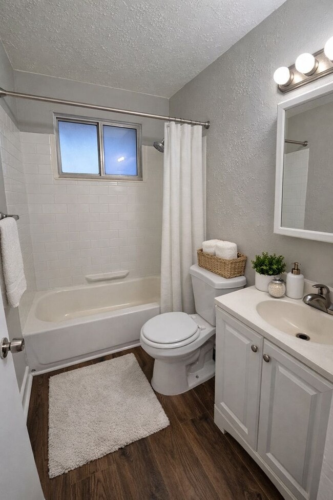 Photo - 10682 E Holly Rd Unit 21