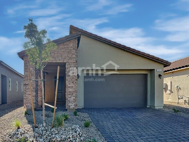 Photo - 870 English Primrose St House