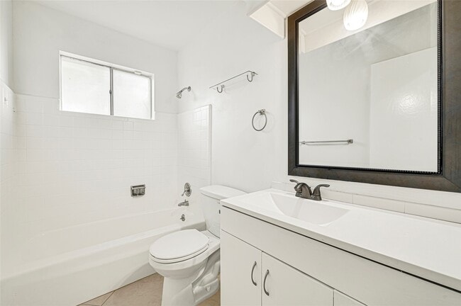 Photo - 7302 Redding Rd