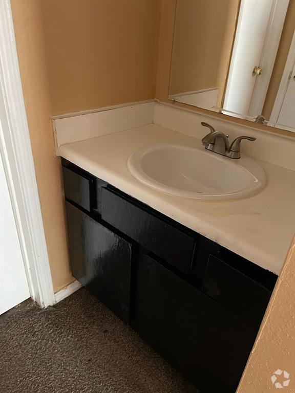 Building Photo - 12405 Ormandy St Rental