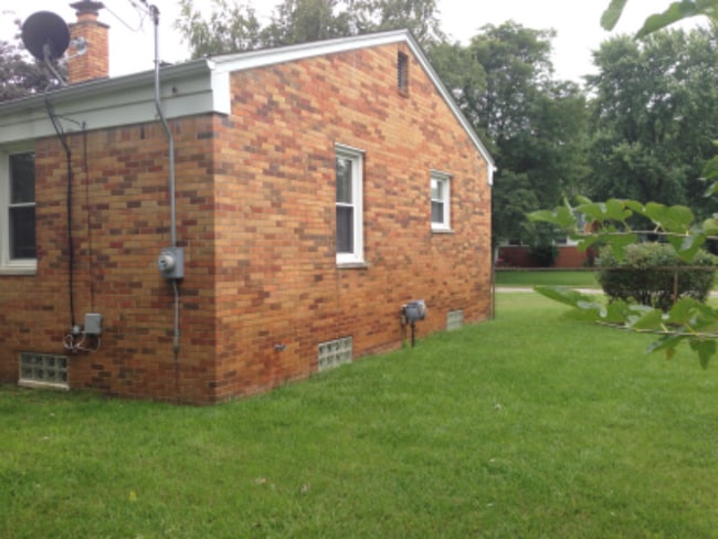 Photo - 4870 Ross Dr