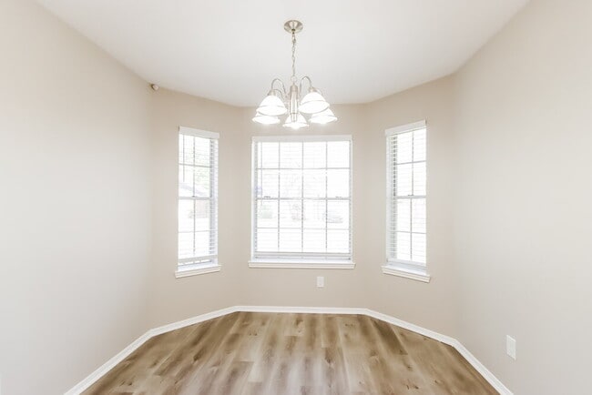 Photo - 18718 Timber Trace Dr