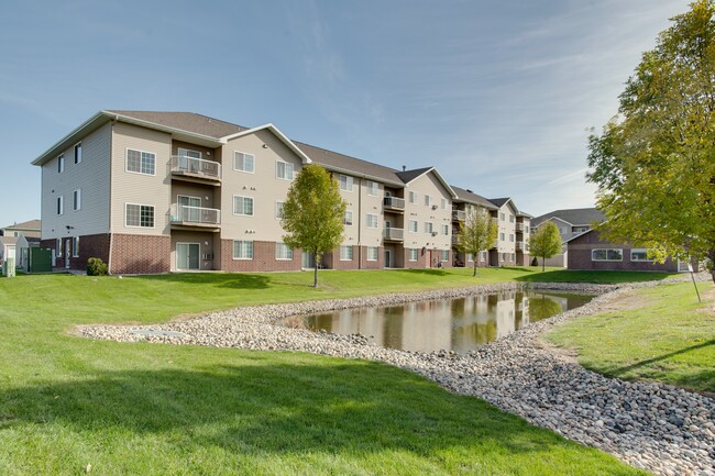 Courtyard Apartments on Belsly - Courtyard Apartments on Belsly