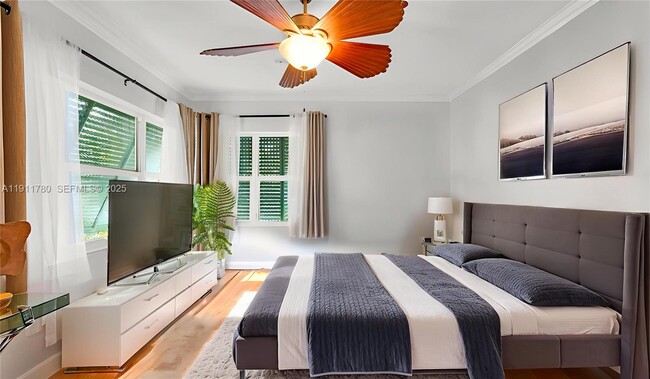 Photo - 623 NE 17th Way