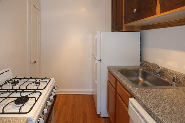 6200 N Clark St Unit 26-3A