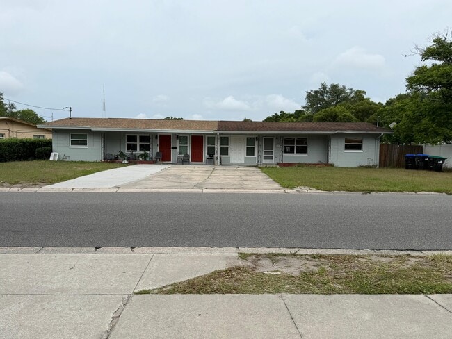 Building Photo - 5306 Satel Dr