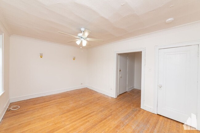 Photo - 4414 N Whipple St