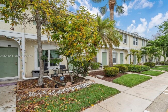 Photo - 9925 NW 57th Manor