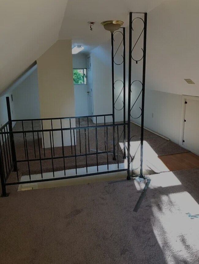 27 Fremont St