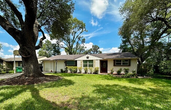 Photo - 9626 Highmeadow Dr House