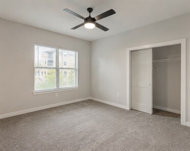 805 Elm St