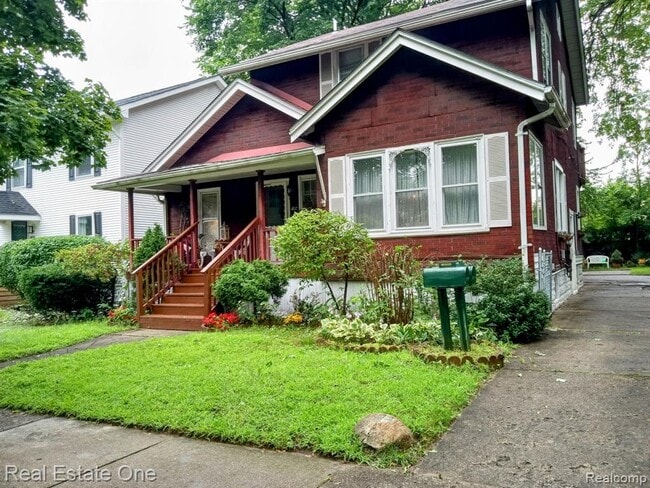 Building Photo - 400 Stratford Rd