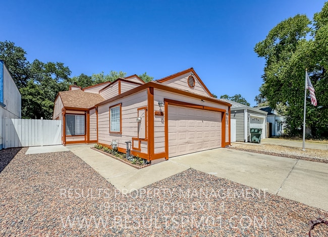 Building Photo - Nicely upgraded Rocklin Home