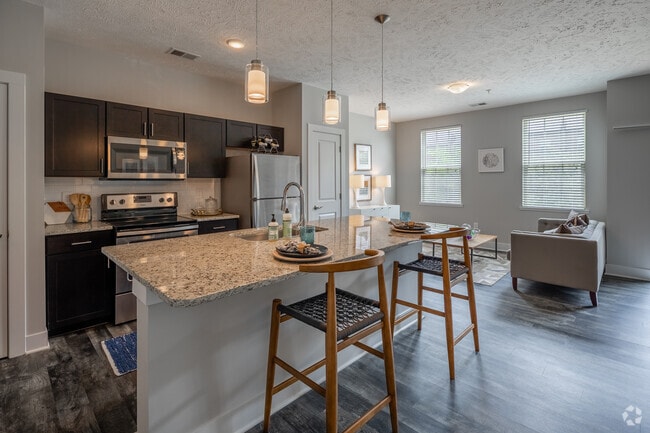 1BR, 1BA - Phase 2 Greystone I Flat - 807SF - Kitchen