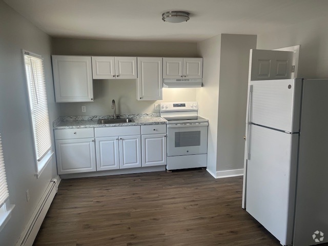 Building Photo - 33 Exeter Rd Unit 29-1 Rental
